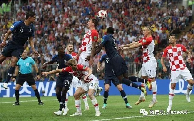 开云体育直播-日本队完胜法国队，波尔关键制胜