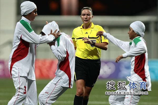 开云体育中国-新加坡女子足球赛事震撼开启